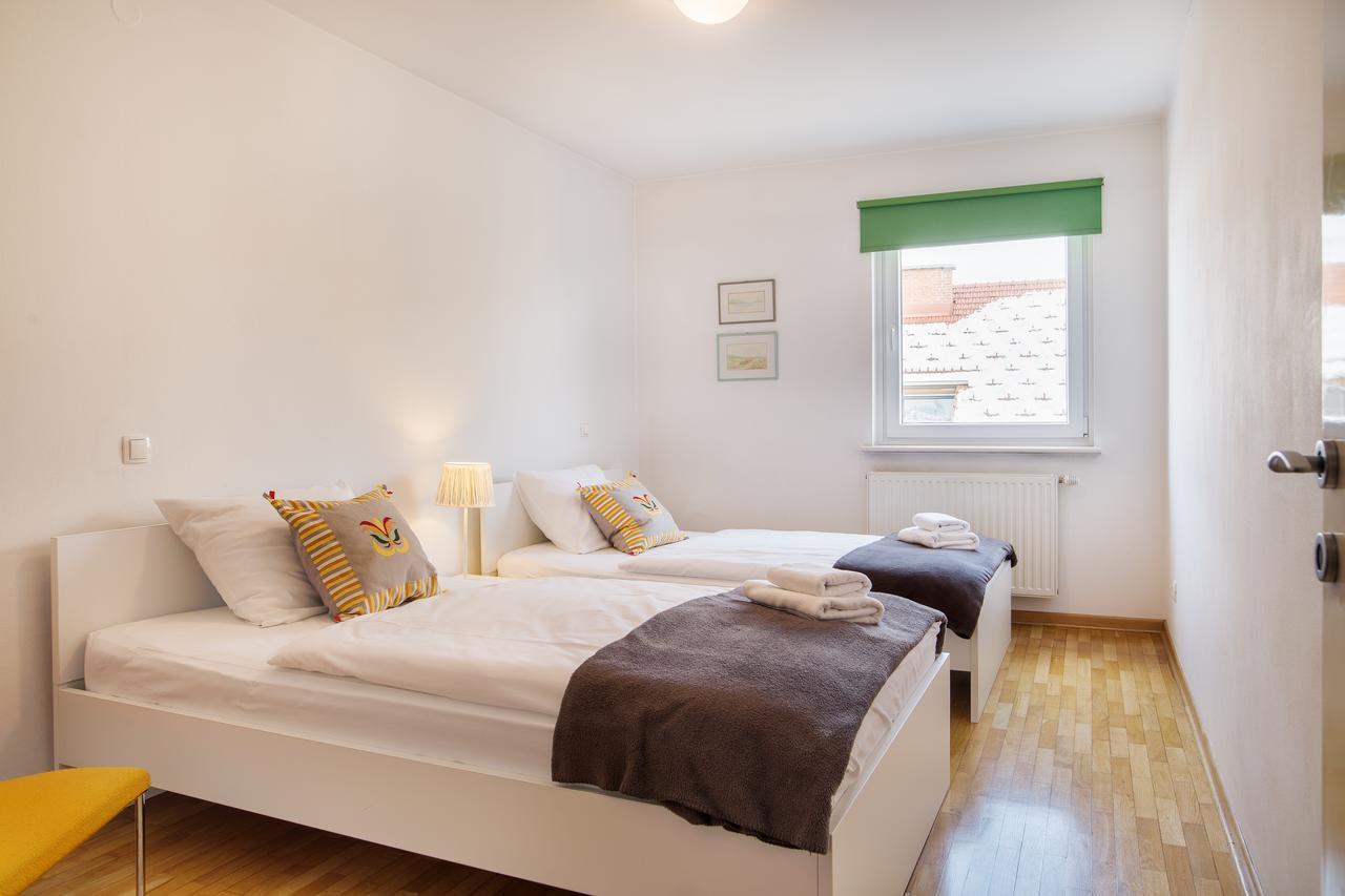 Apartment Fine Dalmatinova Любляна Екстериор снимка
